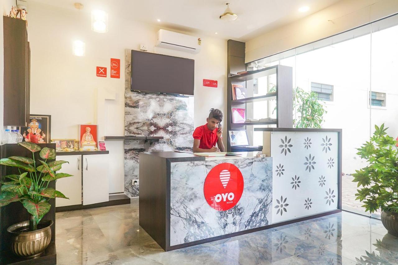 Oyo 15741 Z Inn Phursungi Exteriér fotografie